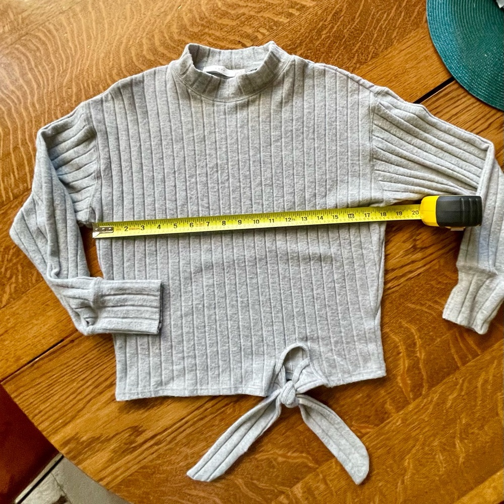 Lush Tie Top - Picture 7 of 9